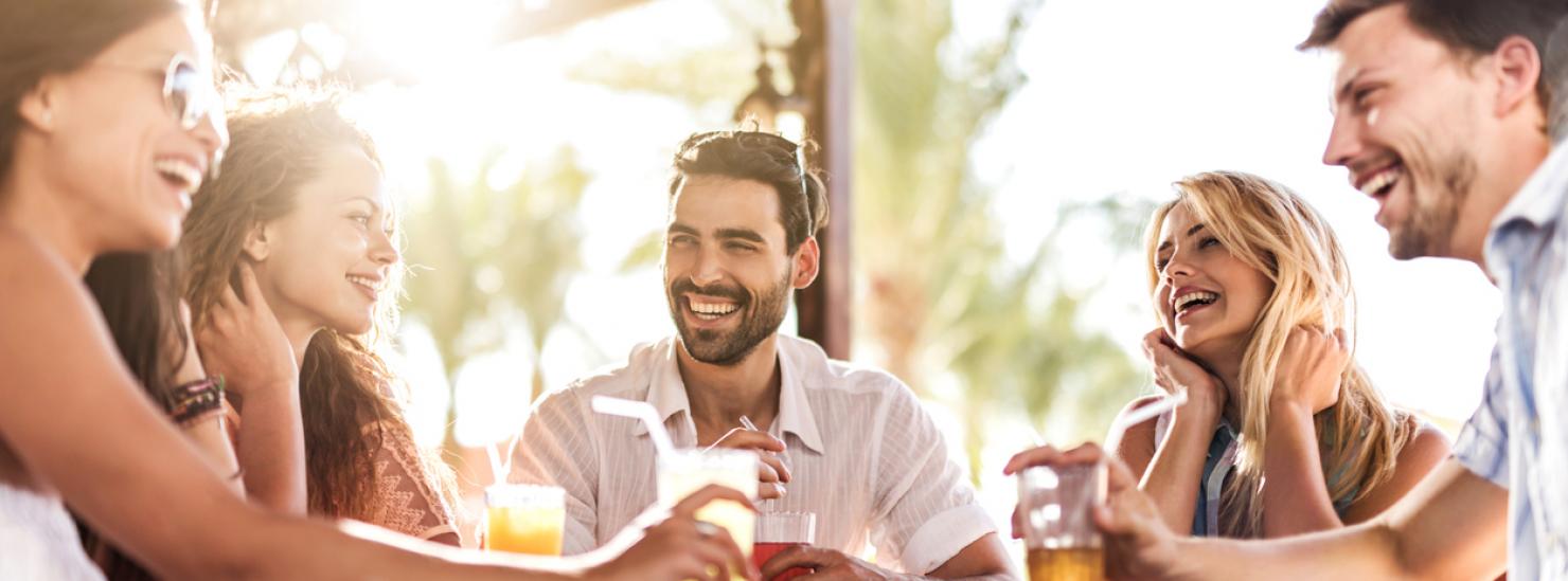 zomerbar pop up muziek licentie Unisono Sabam auteursrechten Billijke Vergoeding bar d'été musique licence droits d'auteur Rémunération Équitable
